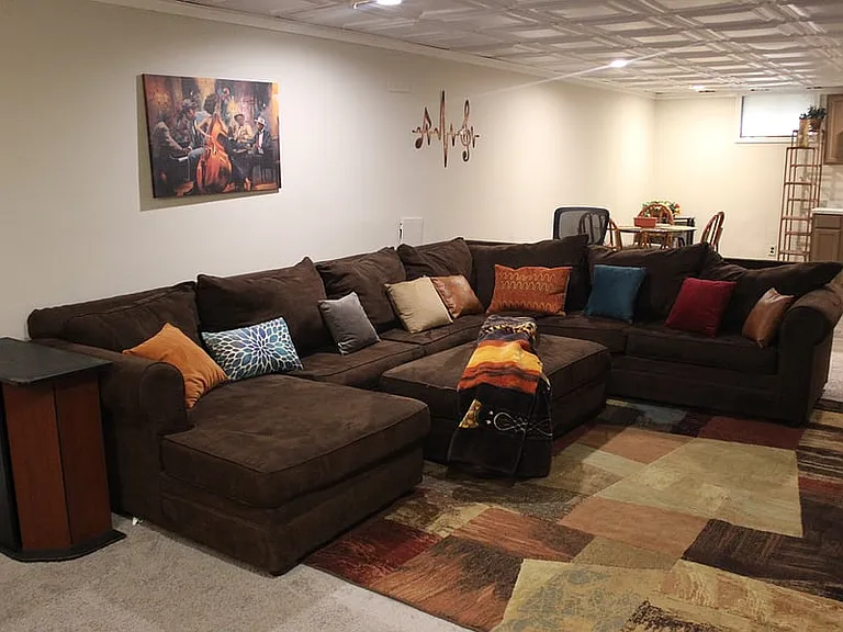 6703 Cathedral Ave #BASEMENT — Photo 2