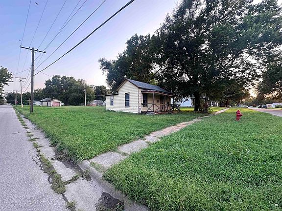 4th image of 603 W 12th St