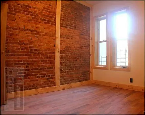 Rented by Loom Group | media 29