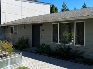 15615 8th Ave SW Unit 102, Seattle, WA 98166