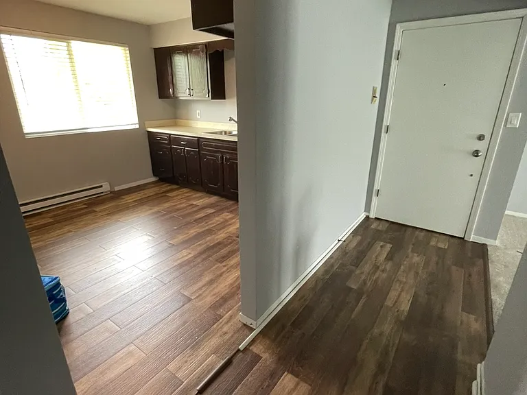 255 S Center St — Photo 10