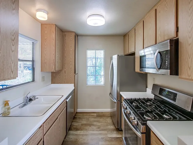 10331 Azuaga St #228 — Photo 9
