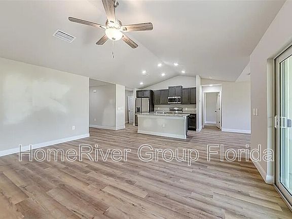5th image of 1526 Knotty Pine Ave