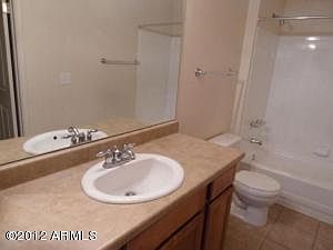 4th image of 750 E Northern Ave Unit 1100