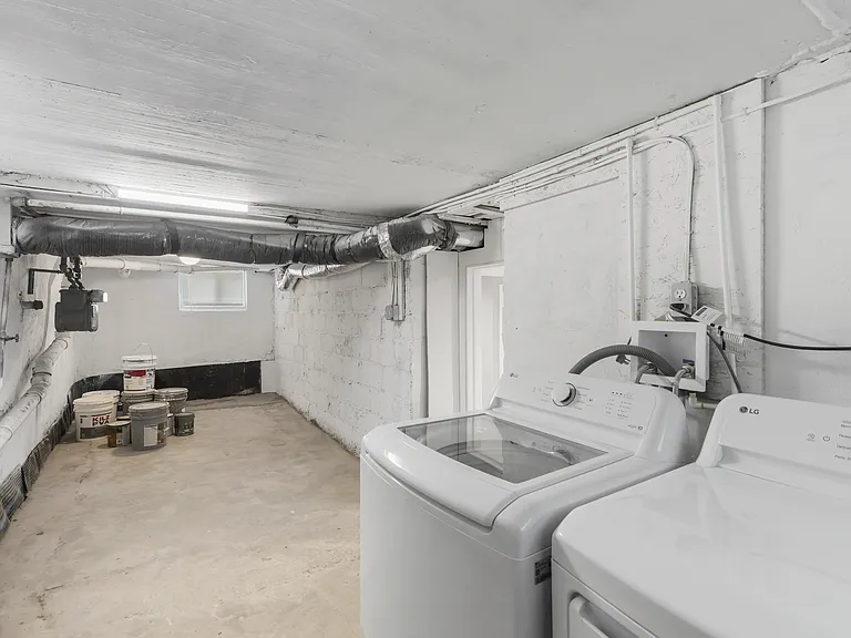 3018 Taylor Ave — Photo 13