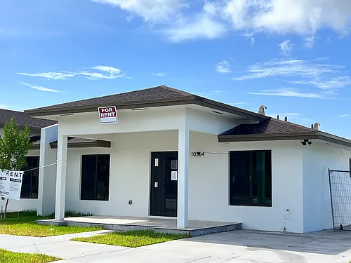 10362 SW 180th St Photo 1