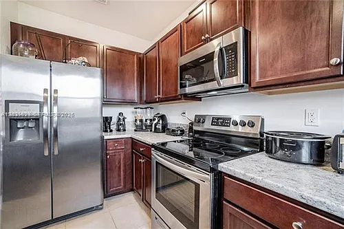 11387 SW 248th Ter #Townhouse 11387 Photo 1