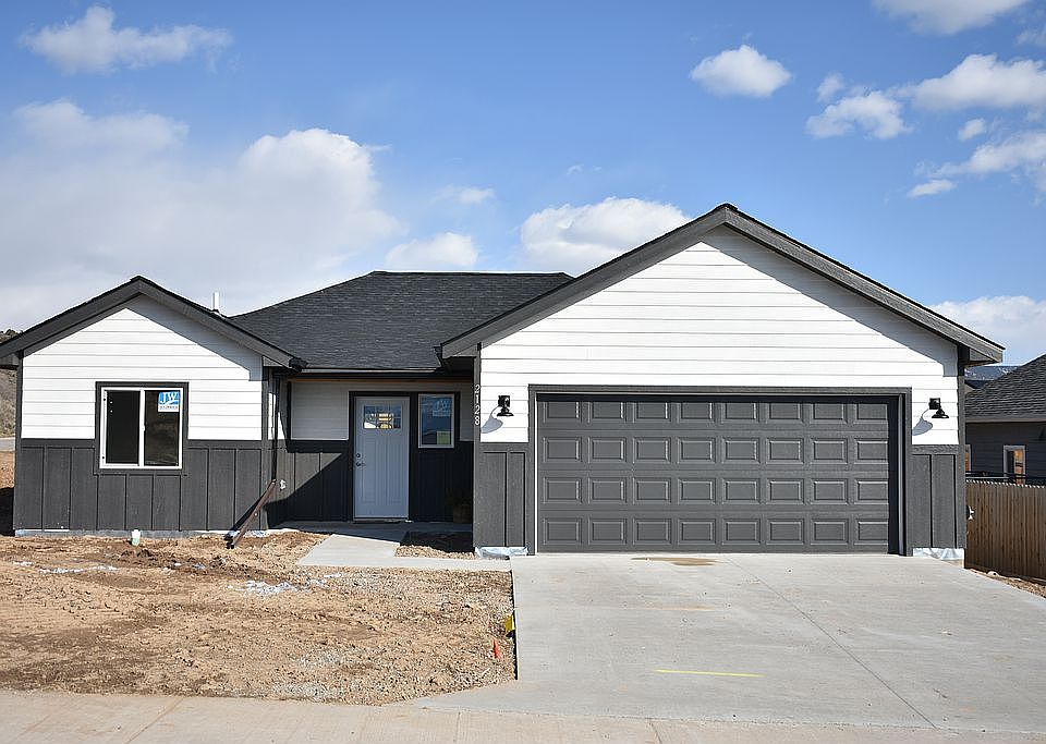 1st image of 2128 Sorrel Ln