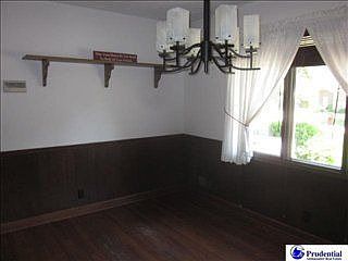 5th image of 11026 Shirley St