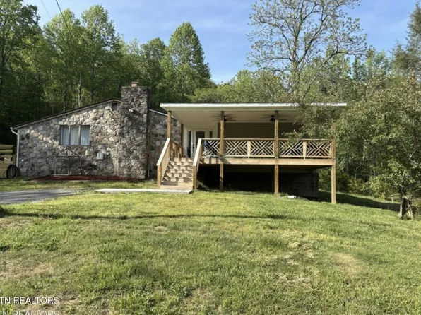 140 Adams Ct, Harrogate, TN 37752