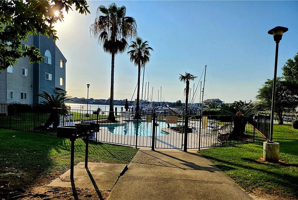 1st image of 1244 Harbor Dr Unit 115