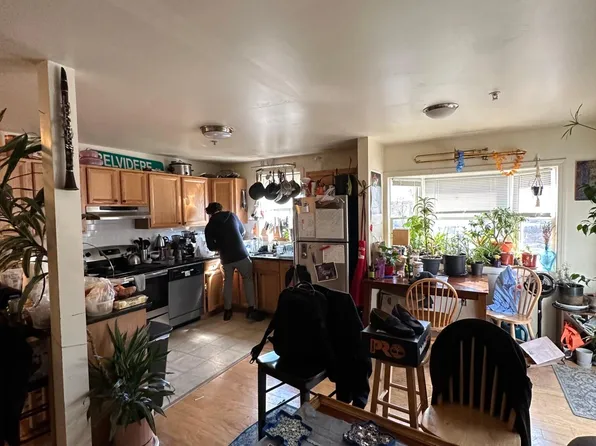 34 Raymond St, Allston, MA 02134
