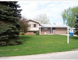 1st image of 53663 Woodside Dr