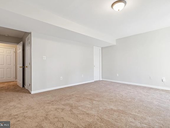 Full Basement (2)