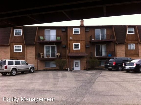 2nd image of 7165 Locust Ave APT 10