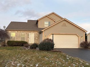 1195 Westwood Dr, Lewis Center, OH