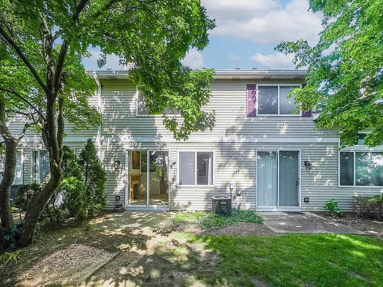 3013 Kentshire Cir — Photo 20