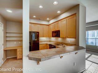 10825 SW Briarwood Pl, Tigard, OR 97223