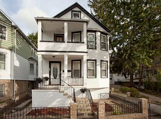 202 Tibbetts Rd, Yonkers, NY 10705