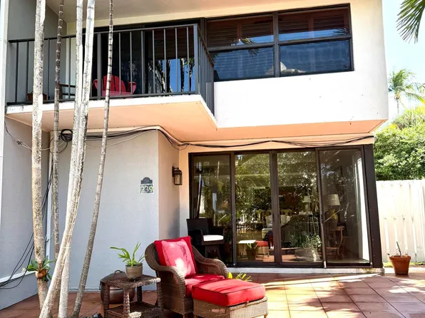 239 Poinciana Island Dr #409, Sunny Isles Beach, FL 33160