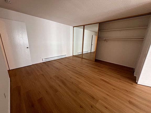 2nd image of 885 Franklin St #102
