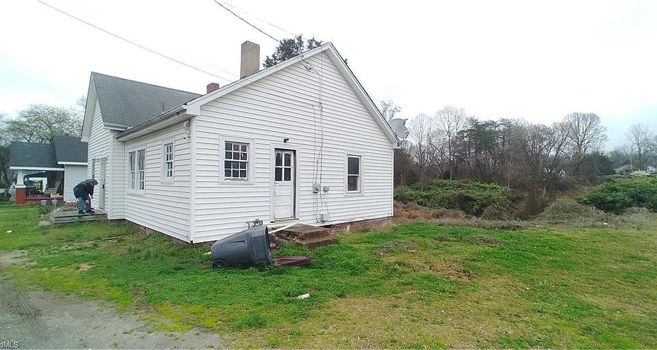 1st image of 1019 N Scales St