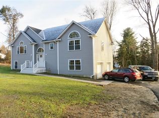 12 Lakeview Rd, North Salem, NY 10560