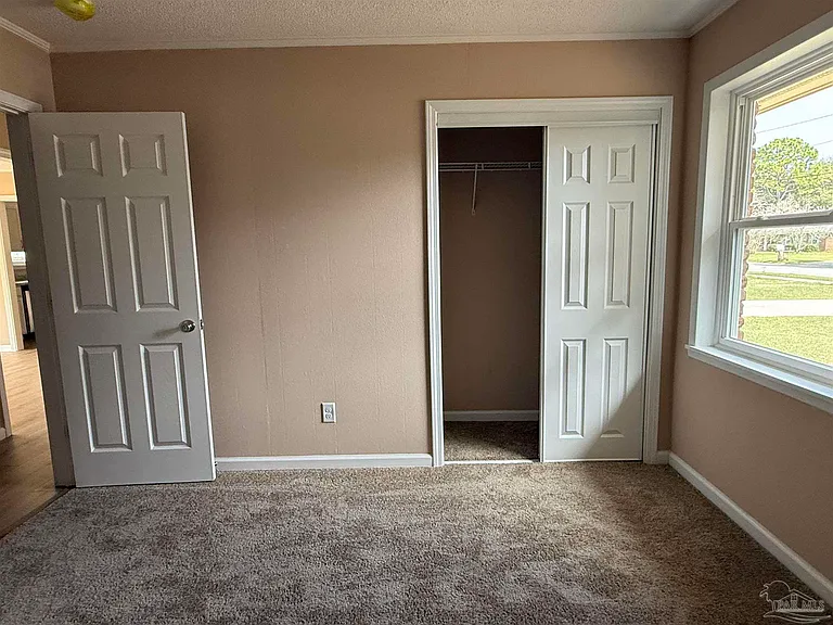 7845 Le Jeune Dr — Photo 24