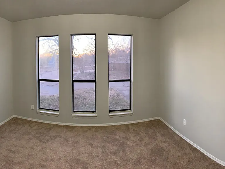 upstairs bedroom 3