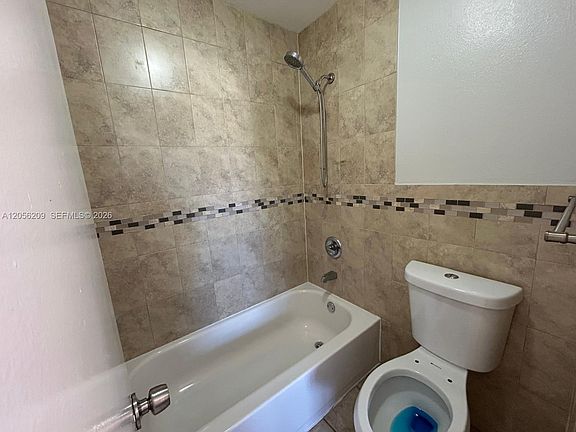 3rd image of 1197 Washington Cir #1197A