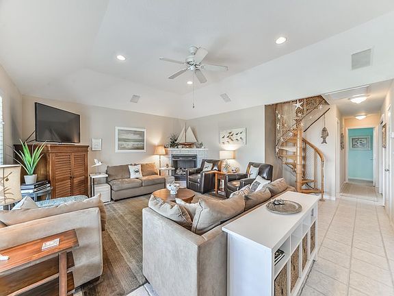 3rd image of 22024 Matagorda Dr