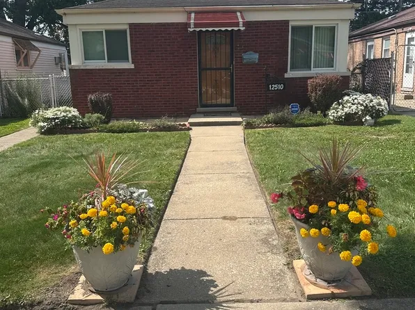 12510 S Elizabeth St, Calumet Park, IL 60827