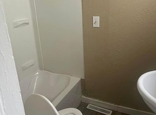 1608 E Clay St, Decatur, IL 62521