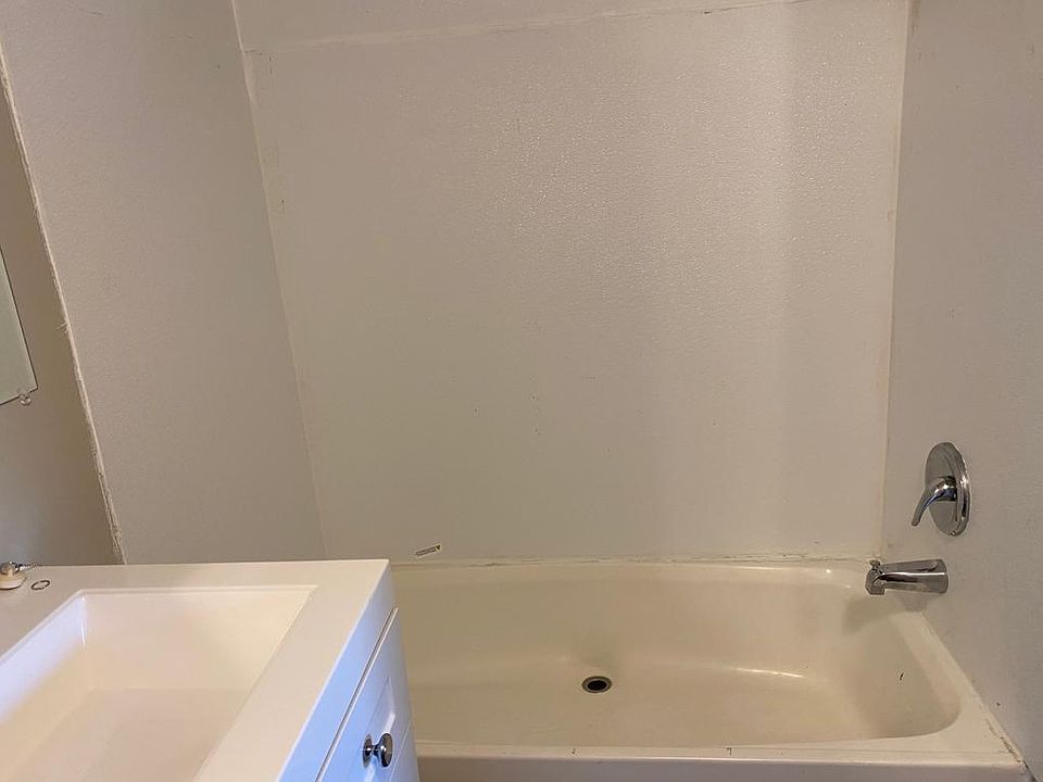 1st image of 124 Americana St