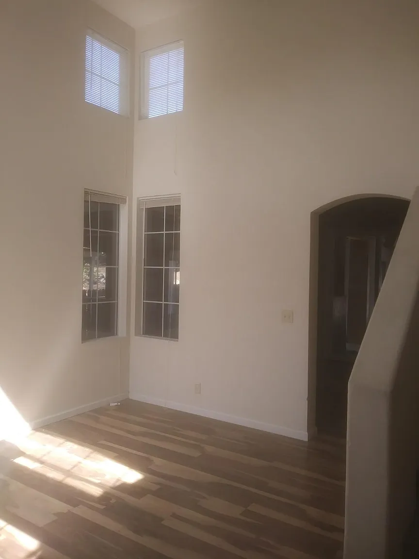 4908 Bridle Way photo 1