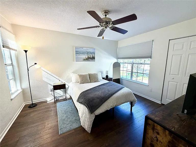 6905 Lake Place Ct — Photo 13