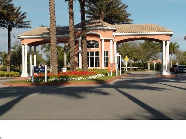 8693 Querce Ct — Photo 29
