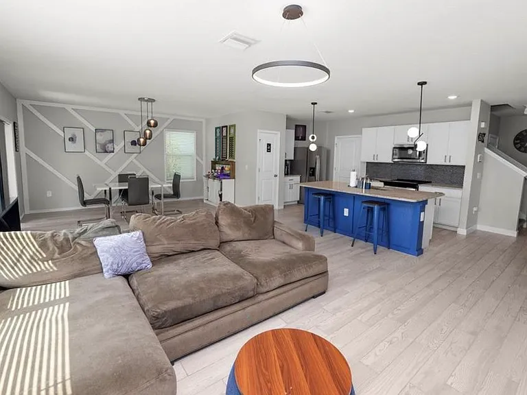 3231 Hilltop Cir — Photo 6
