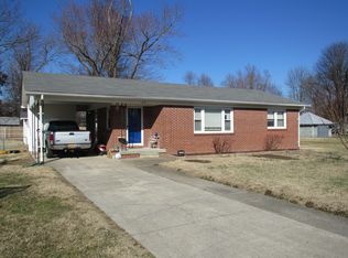 213 E 3rd St, Brookport, IL 62910