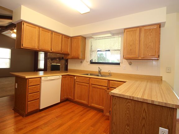 4th image of 6599 Deer Bluff Dr