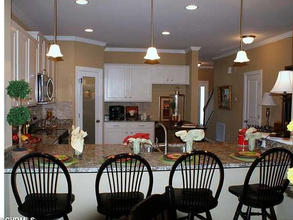 4th image of 11209 Ashland Park Dr