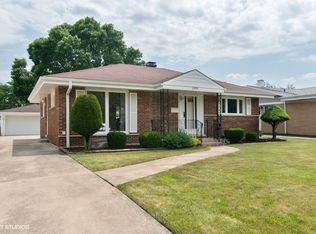 2313 Sherwood Ave, Westchester, IL