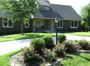 15911 Overbrook Ln, Overland Park, KS 66224