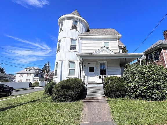 2nd image of 92 Elm Ave #3