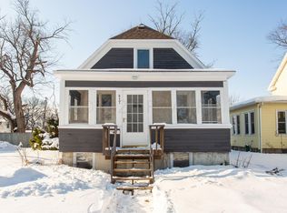 417 3rd St N, Wahpeton, ND 58075