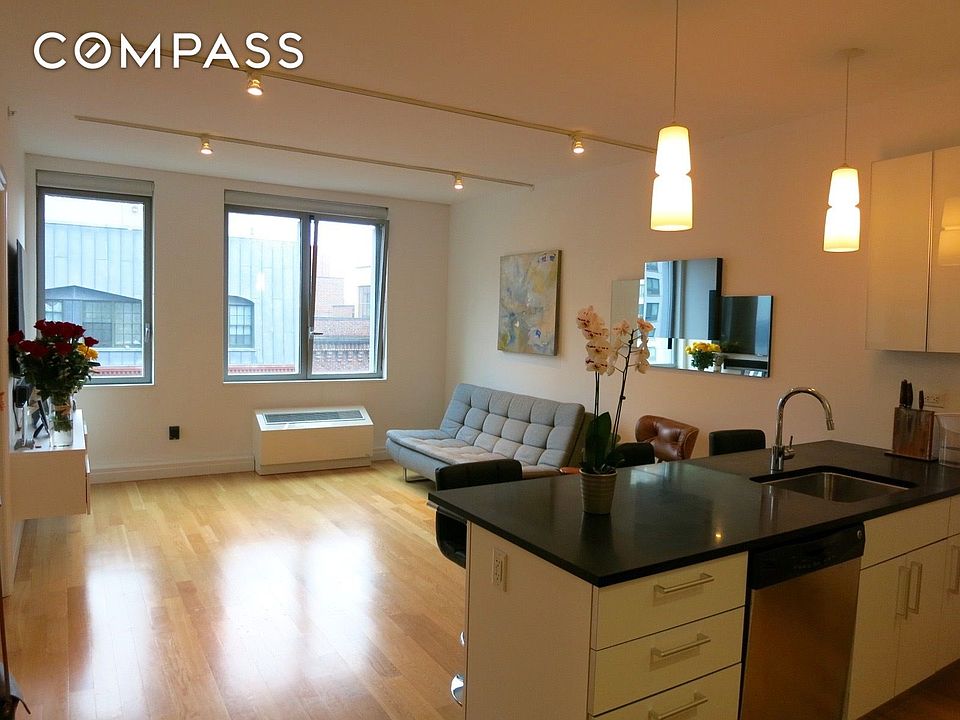 1st image of 555 W 53rd St APT 852