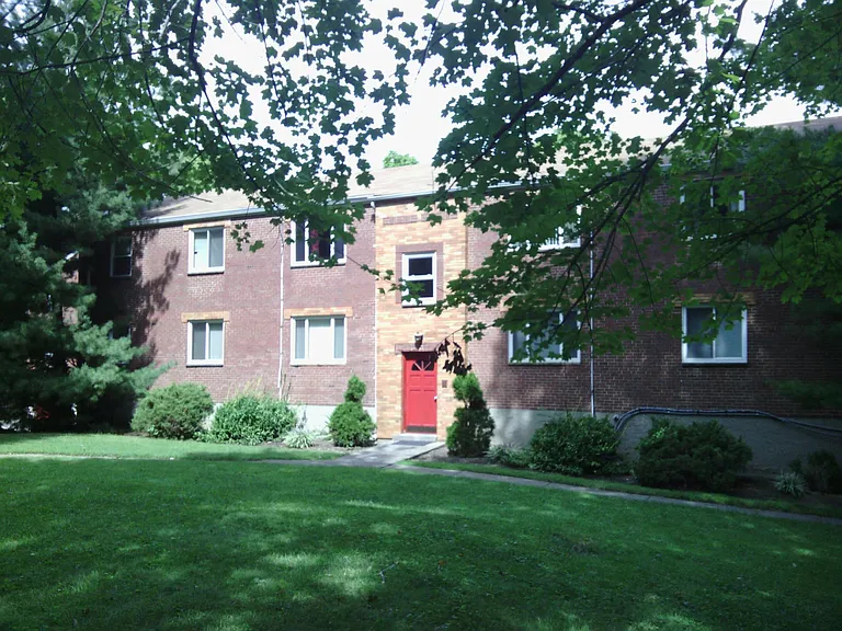 5928 Belmont Ave — Photo 3