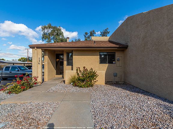 2nd image of 3228 W GLENDALE Avenue #136