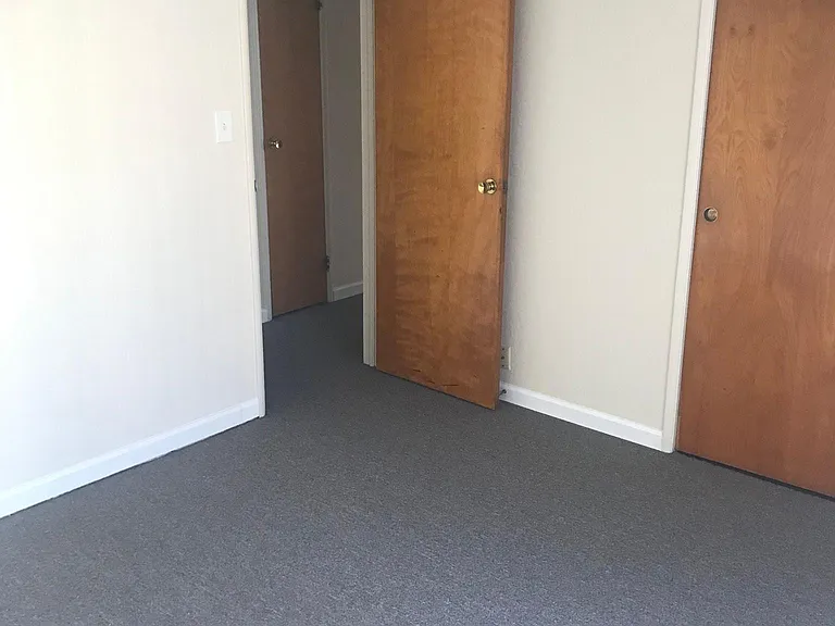 252 Acton Pl #4 — Photo 4