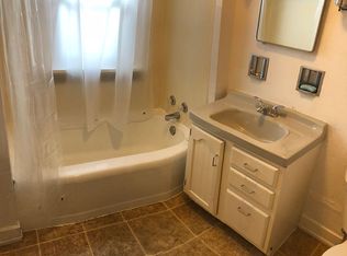 1405 W Gilbert St, Muncie, IN 47303